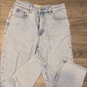 PacSun mom Jean